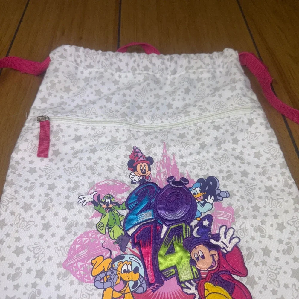 Walt Disney World‎ Mickey Minnie Donald Goofy Pluto Drawstring Bag White Pink